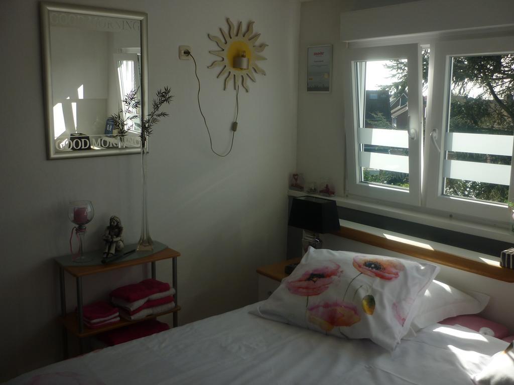 Tonnie'S Bed And Breakfast Kerkrade Exterior foto